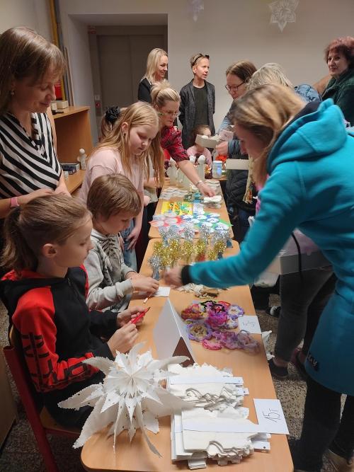 Školní vánoční trh